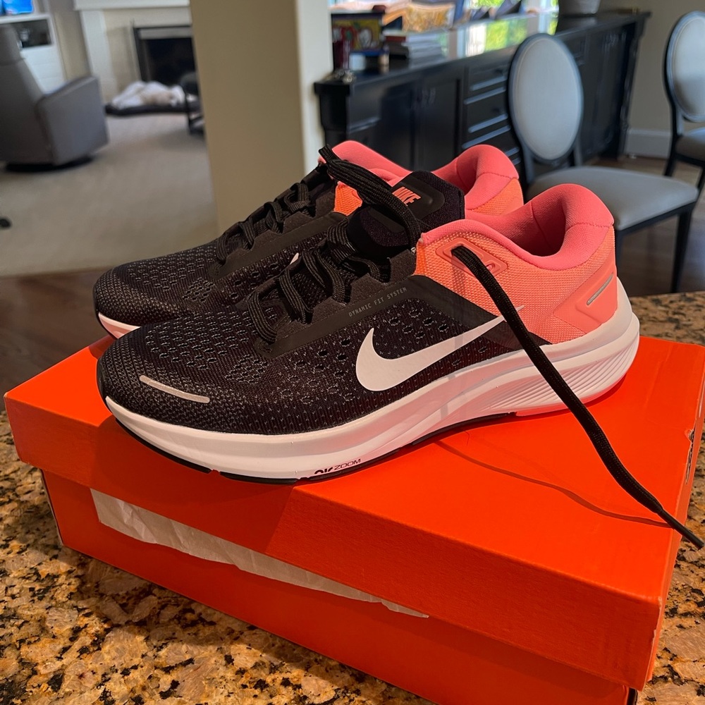 Nike Air Zoom Structure 23